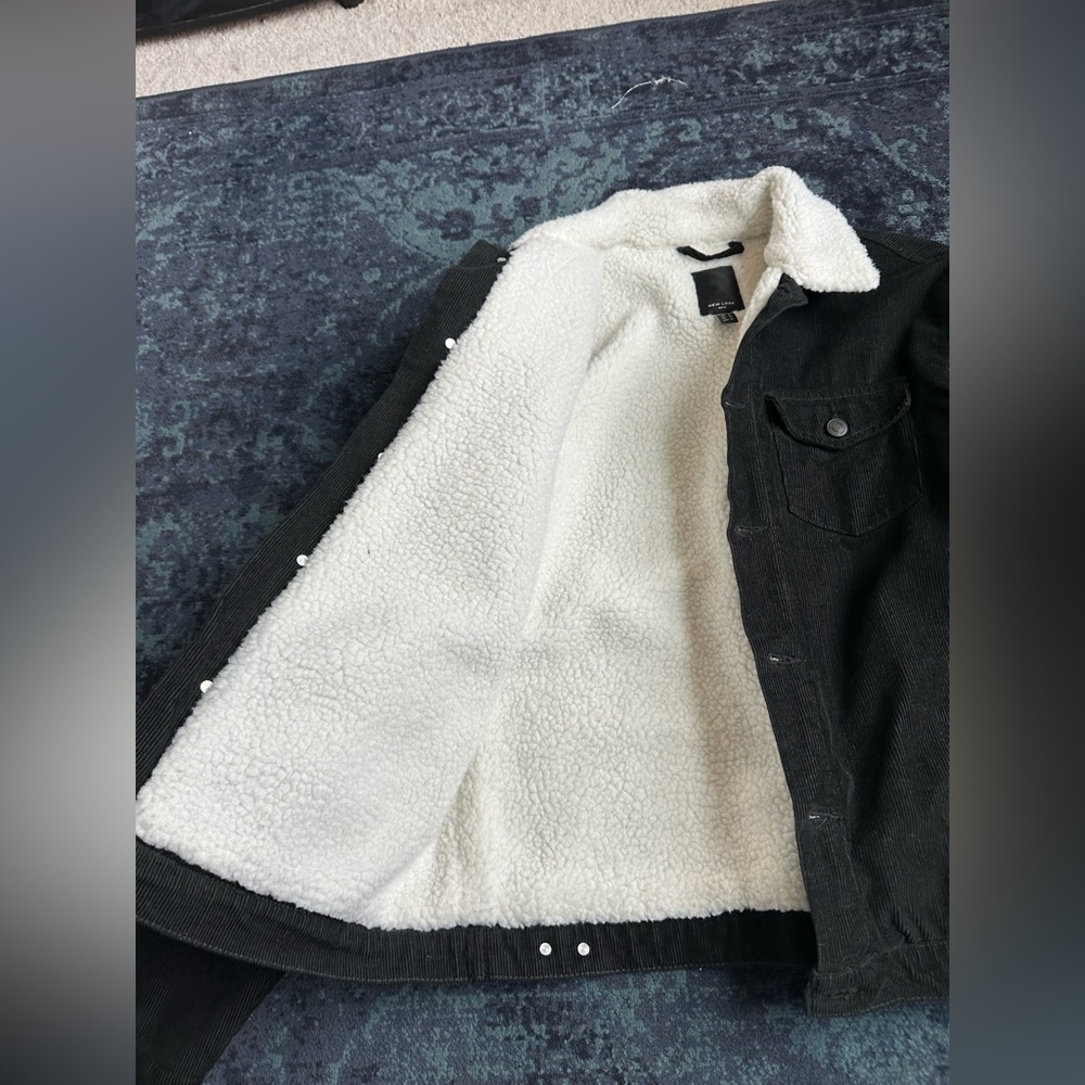 WINTER JACKET - Picture 3 of 5
